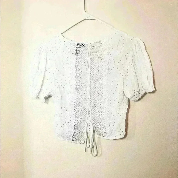 Forever21 Embroidered Eyelet Top - Picture 3 of 5